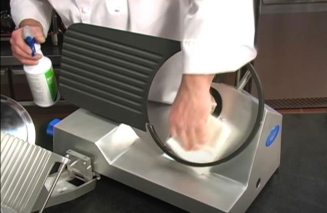How To Clean Meat Slicer Machine(图2)